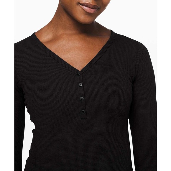 Lululemon Close Call Black Thermal Henley Long Sleeve Small 4/6 - Picture 9 of 10